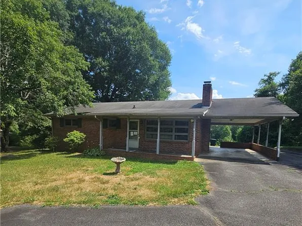 2720 State Highway 67, Jonesville, NC 28642