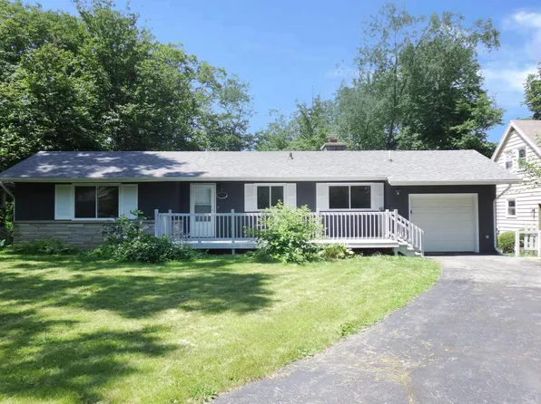 7703 North 51st BOULEVARD, Milwaukee, WI 53223