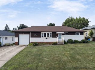 2651 Dentzler Rd, Parma, OH 44134