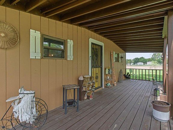 3rd image of 6055 Prairie Rd