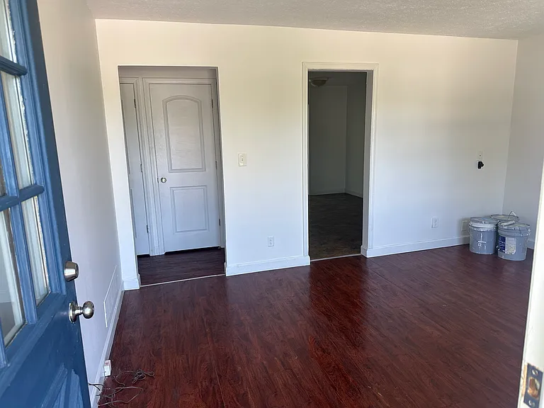 1615 McGuire Ct — Photo 8