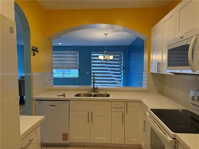 4951 Mallory St — Photo 16