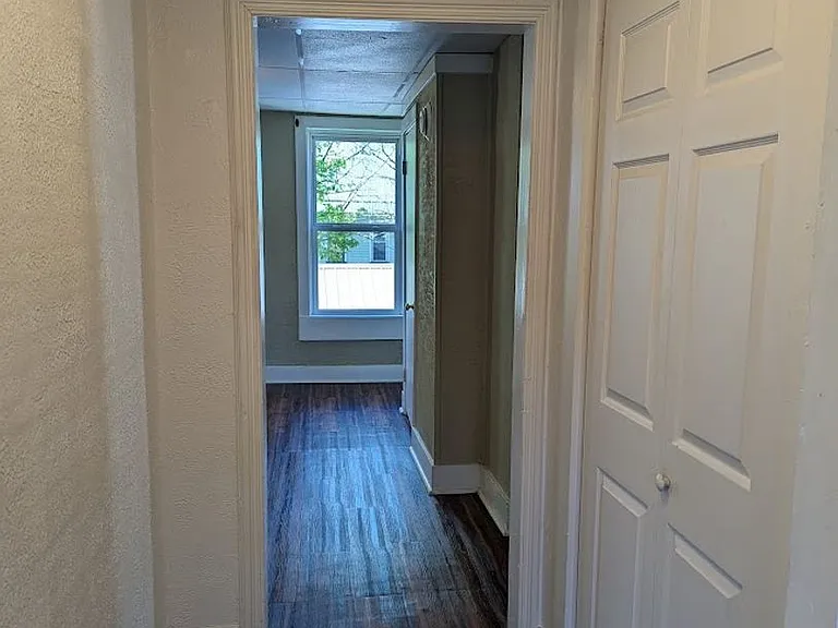 626 Washington St — Photo 4