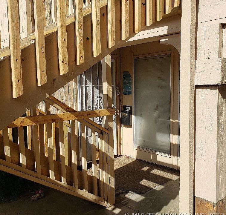 2nd image of 6004 S Newport Ave APT A5