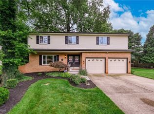 2152 Arndale Rd, Stow, OH 44224