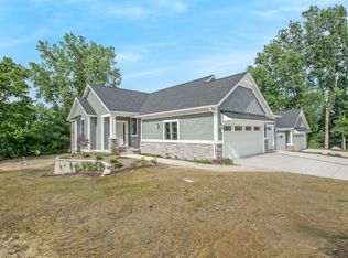 2421 Ravines Trail Dr SW #3, Byron Center, MI 49315