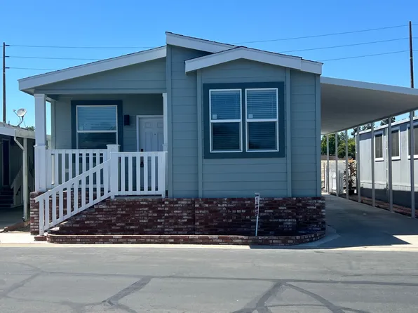 10681 Oak St Space 30, Los Alamitos, CA 90720