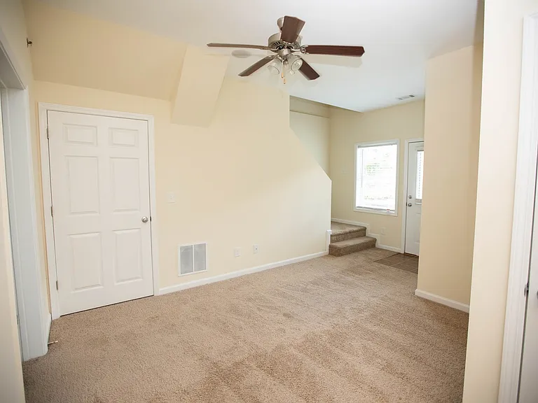 Whitehall Terrace Townhomes — Photo 20