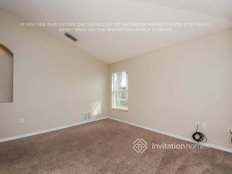 310 Sherborne Ln — Photo 15
