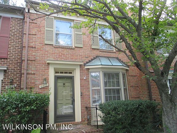 3rd image of 6817 Indian Run Ct