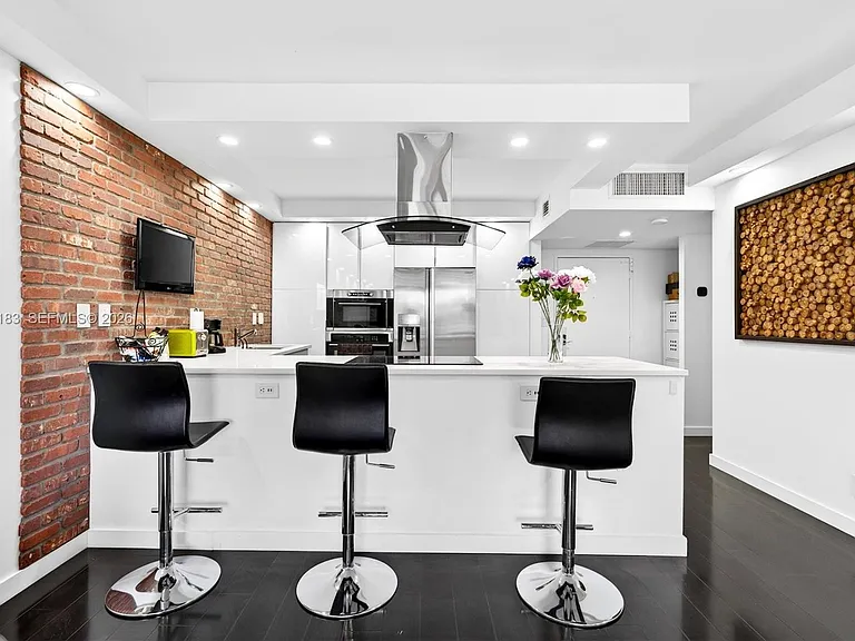500 Three Islands Blvd #201 — Photo 9