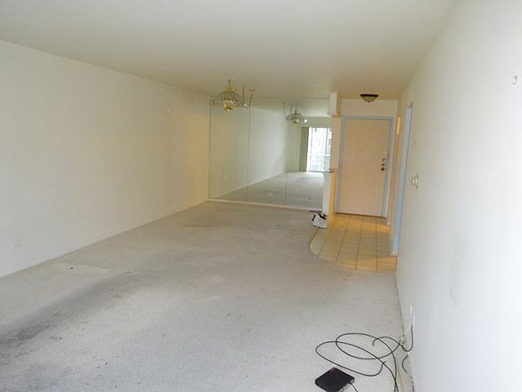 2nd image of 245 S Park Ln Unit 316
