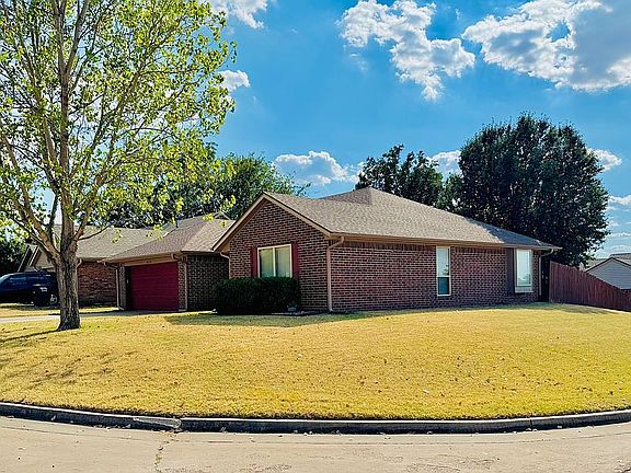 3rd image of 4316 Trinity Dr