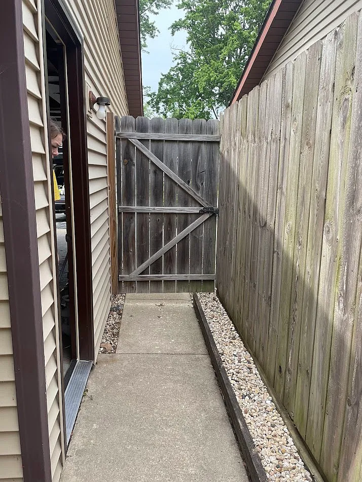 2 bed, 1.5 bath, 1152 sqft, $1,600 — Photo 2