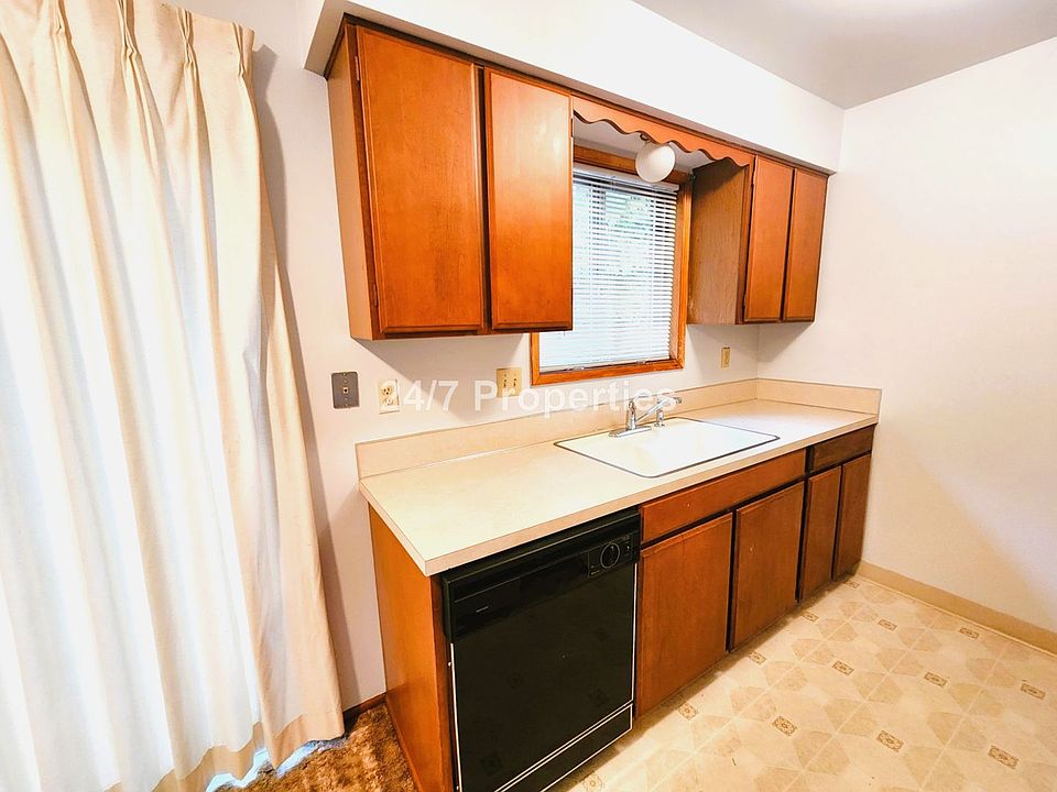 201414950MF Apartment Rentals Milwaukie, OR Zillow