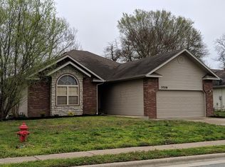 3708 N 10th St, Ozark, MO 65721
