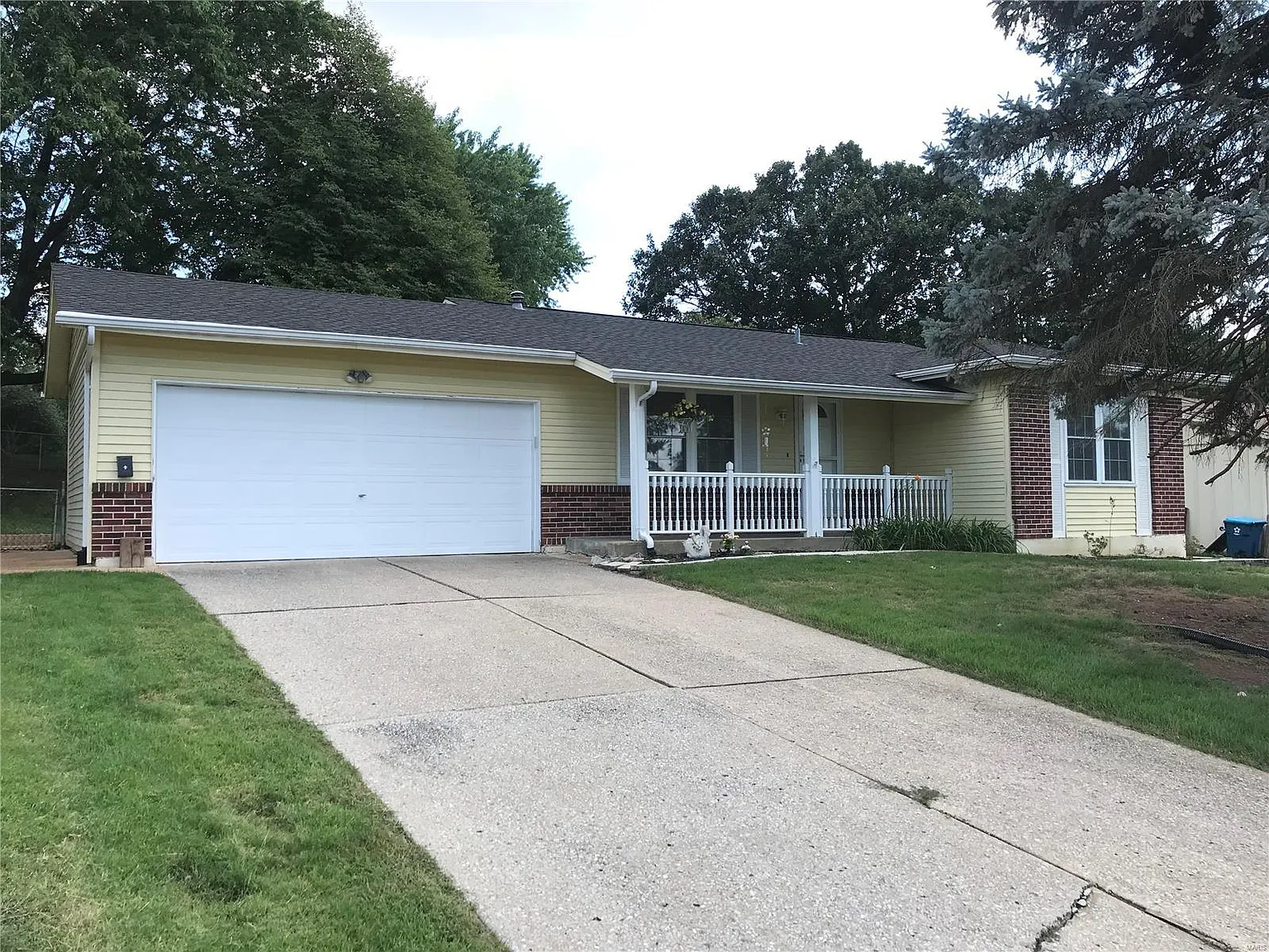 1514 Shadow Ln photo 1