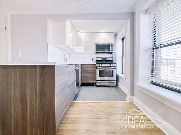 3rd image of 39 Woodhull St APT 4
