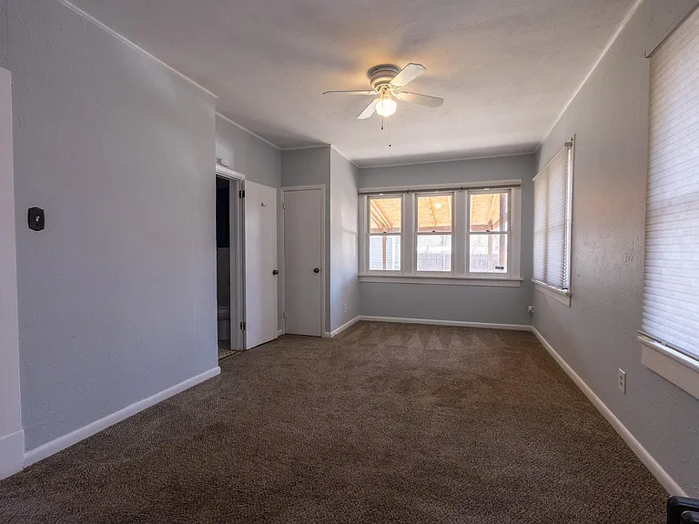 1211 E Boulder St — Photo 14
