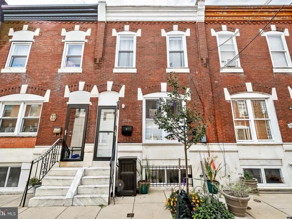 2516 S Hicks St, Philadelphia, PA 19145