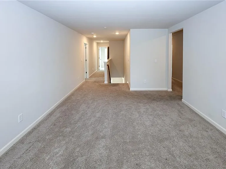7566 Jennadee Dr — Photo 21
