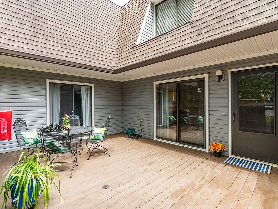1st image of 297 Summerwalk Cir