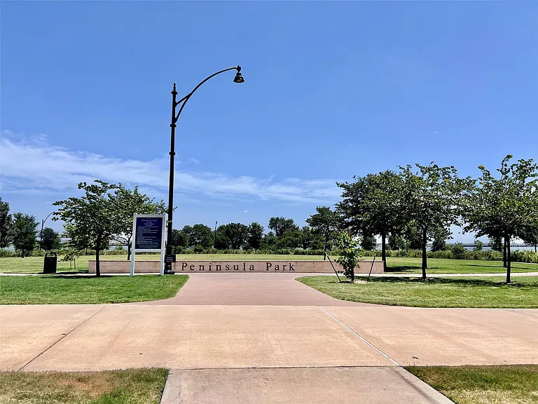 7506 Coronado Dr — Photo 18