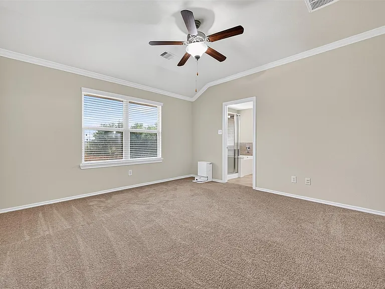 6438 Haywards Crossing South Cir — Photo 28