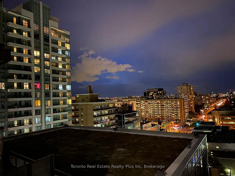 125 Redpath Ave #1111 — Photo 41