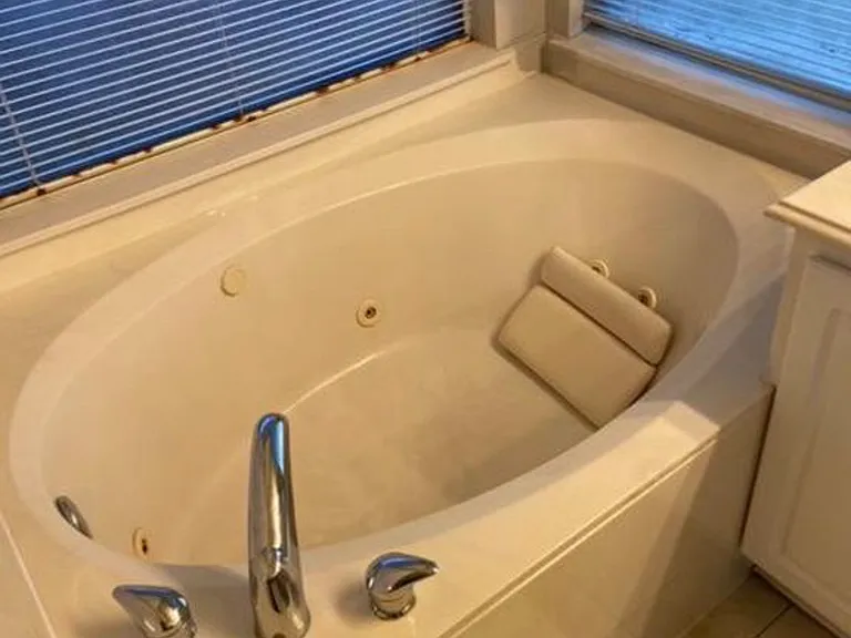 1748 Sunset Ridge Dr — Photo 20