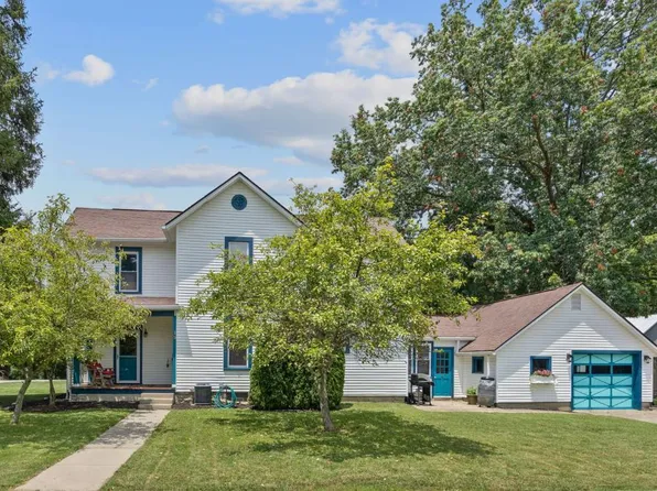 19 Williams St, Loveland, OH 45140