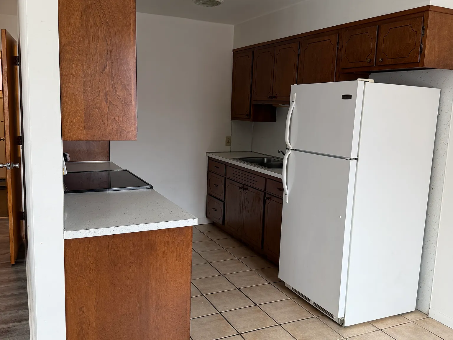 1 bed, 700 sqft, $950 — Photo 4