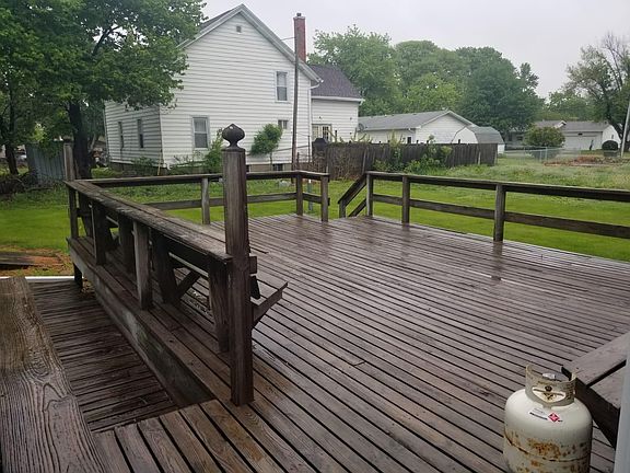 Sun deck