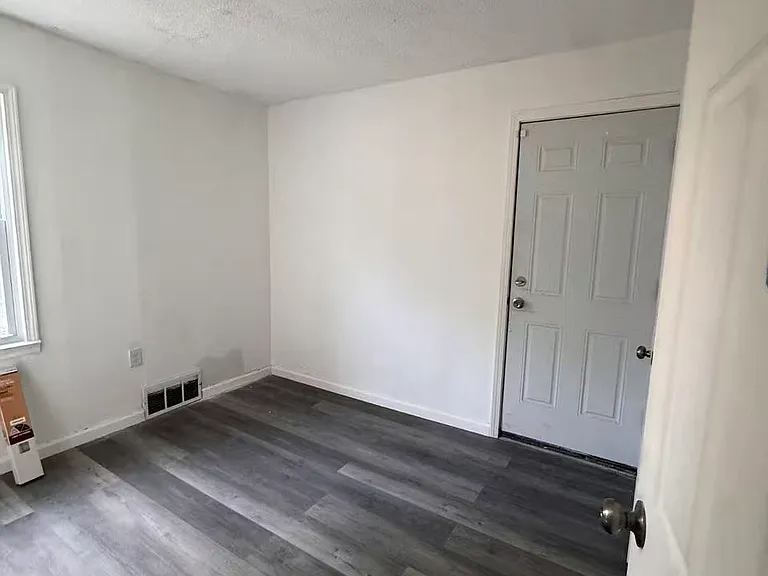 13413 Evanston St #1 — Photo 12