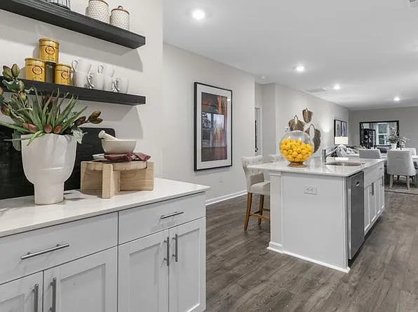 620 Sweet Iris Dr — Photo 5