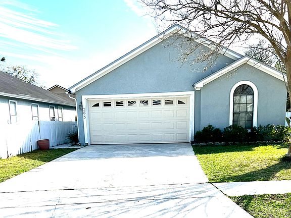 2nd image of 263 Carriann Cove Ct