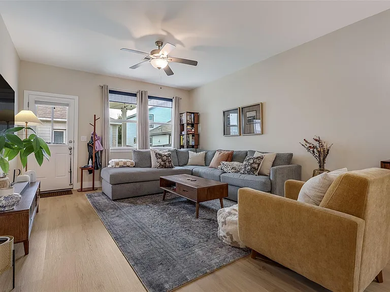 5403 Dimesky Ln — Photo 6