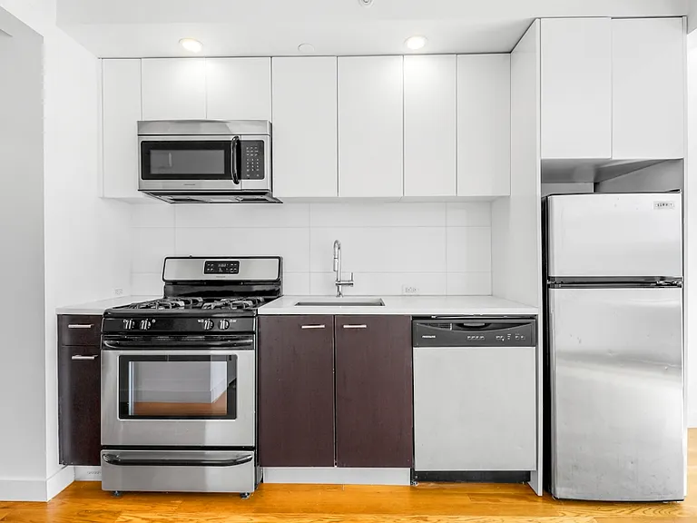 316 Bergen St #711 — Photo 5