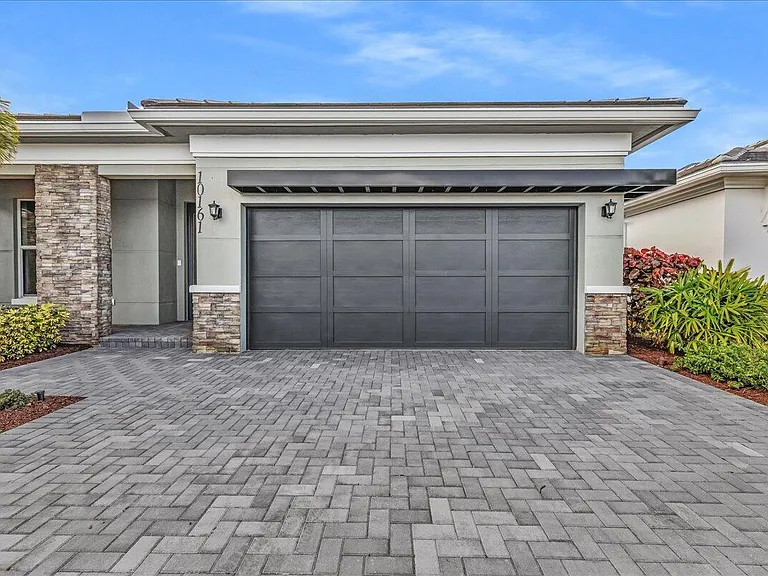 10161 Timber Creek Way — Photo 11