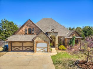 1441 Narrows Bridge Cir, Edmond, OK 73034