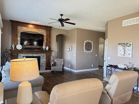 5th image of 8926 W Westlakes Ct