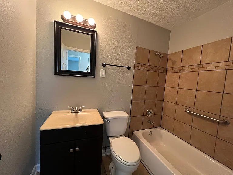 597 Western Park Dr — Photo 8