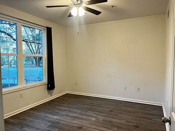 5th image of 60 Fenwick Hall Aly APT 311