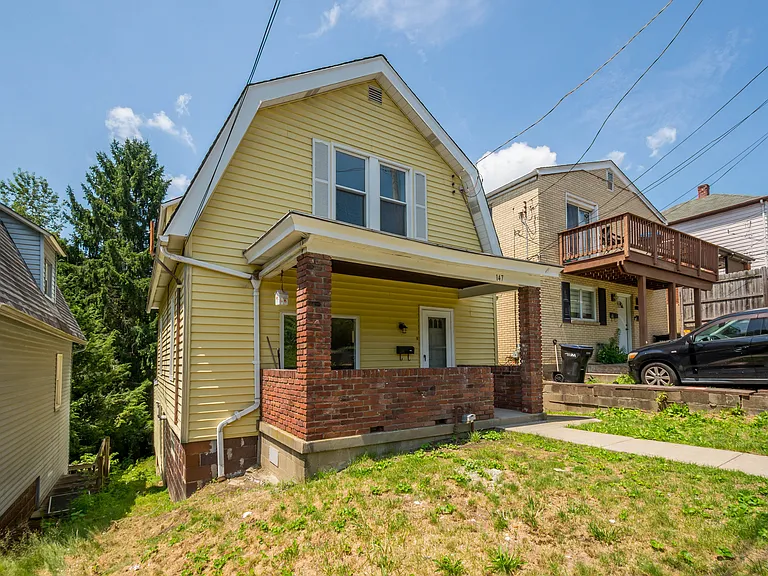 147 Clairmont Ave — Photo 32