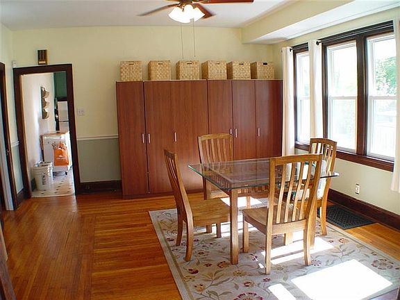 5th image of 1118 Maycliffe Pl