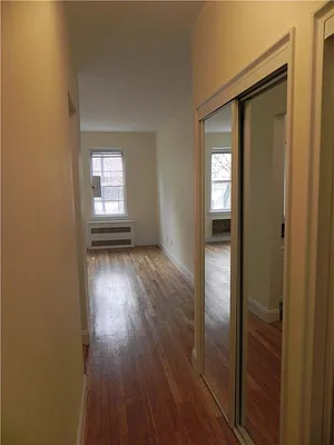 Rented by R New York | media 12