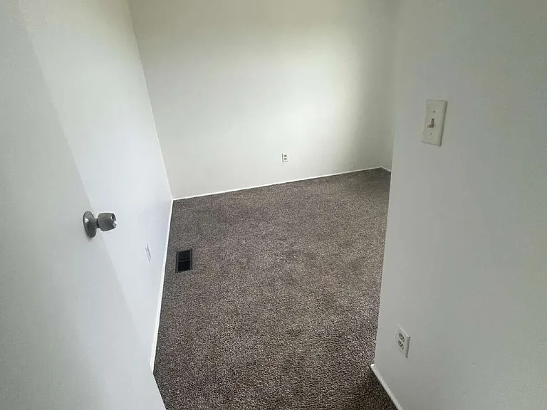 4112 Main St #1 — Photo 9