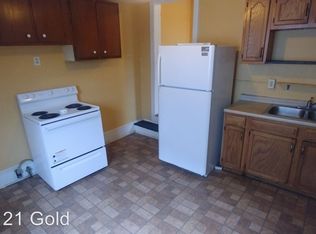 1152 Moss St, Reading, PA 19604