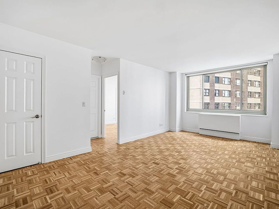 1st image of 30 W 63rd St APT 22O