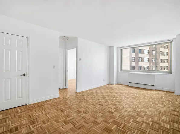30 W 63rd St APT 22O, New York, NY 10023